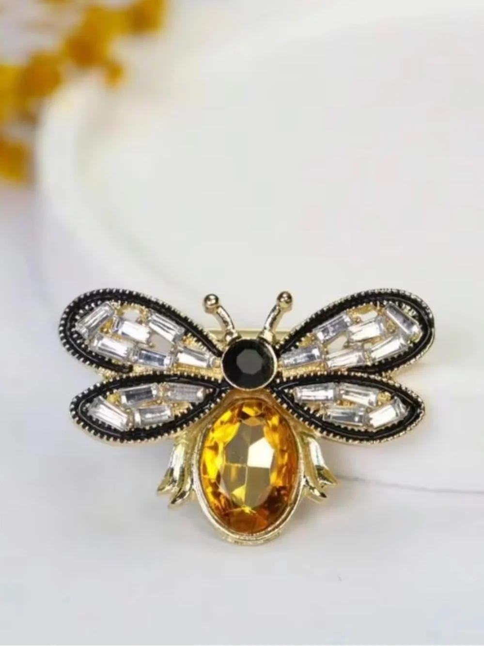 NWT ⚜️🐝⚜️ Piper K Honeybee / Bumblebee Brooch Pin